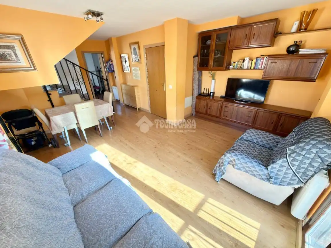 Flat for sale in Valdeaveruelo, imagen 4
