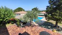 Garden of House or chalet for sale in Valdemorillo  with Air Conditioner, Terrace and Swimming Pool