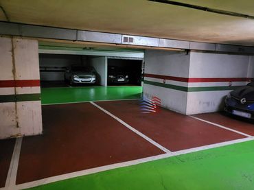 Parking with lift for sale in Calle Arturo Pérez Serante