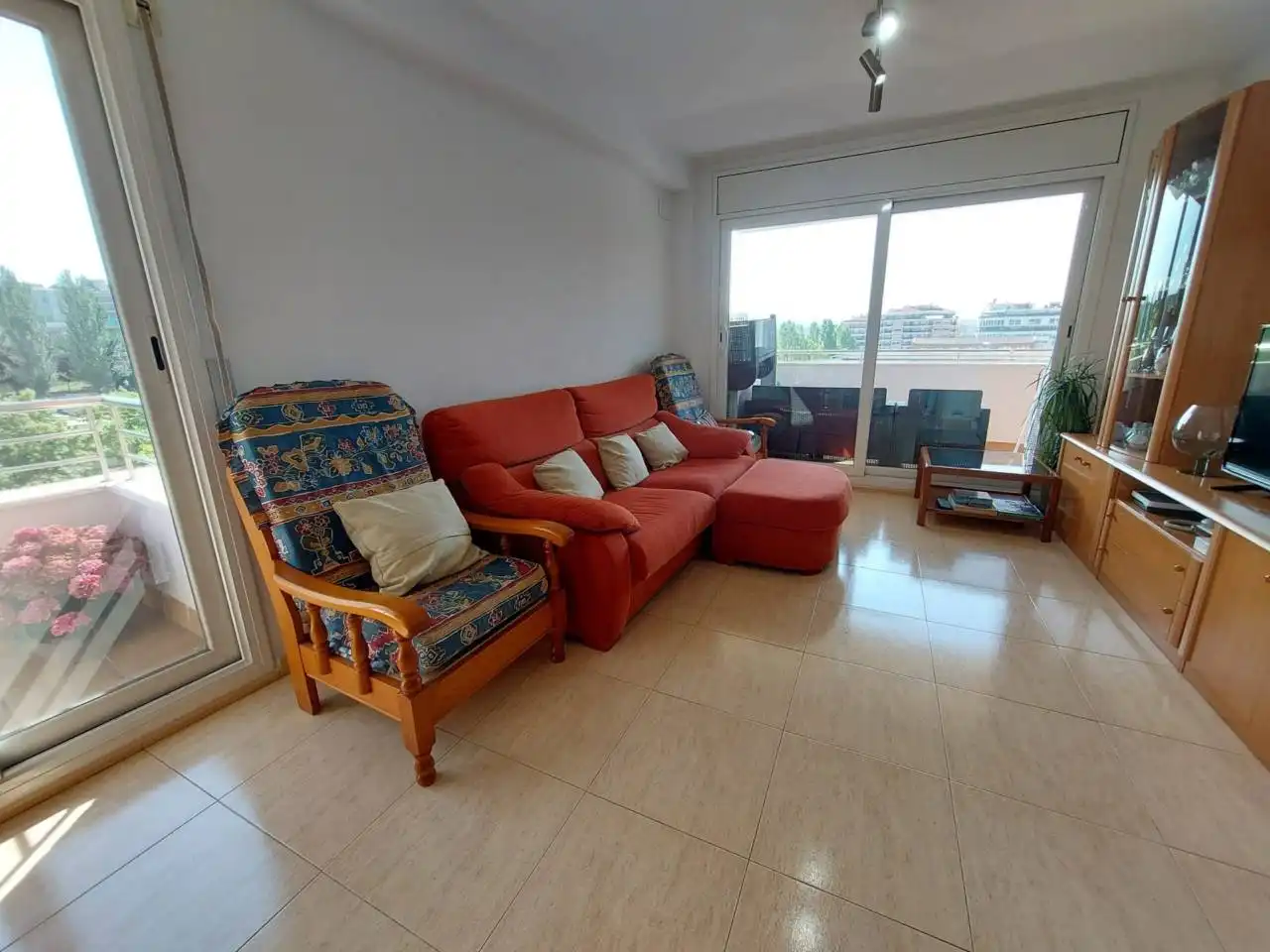 Wohnung zur Miete in Calle Sant Antoni Abat, Barri Mion - Puigberenguer