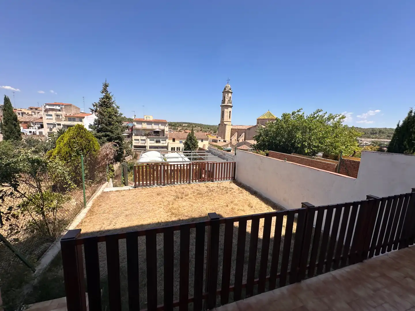 Terrasse von Einfamilien-Reihenhaus zum Verkauf in El Catllar  mit Heizung, Privatgarten und Parkett