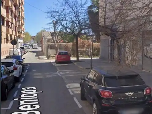 Garaje de alquiler en Carrer de Beniopa, 17, Beteró