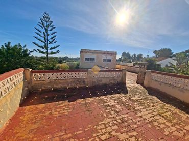 Xalet amb piscina en venda a Centro