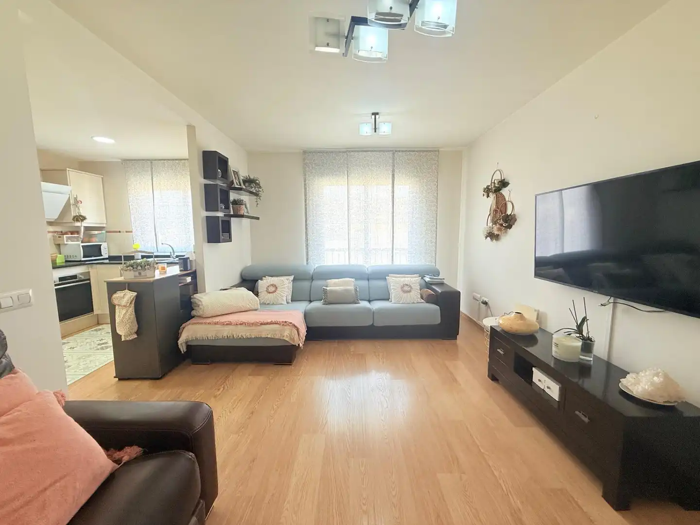 Sala de estar de Ático en venta en Sant Jaume d'Enveja con Aire acondicionado, Parquet y Terraza