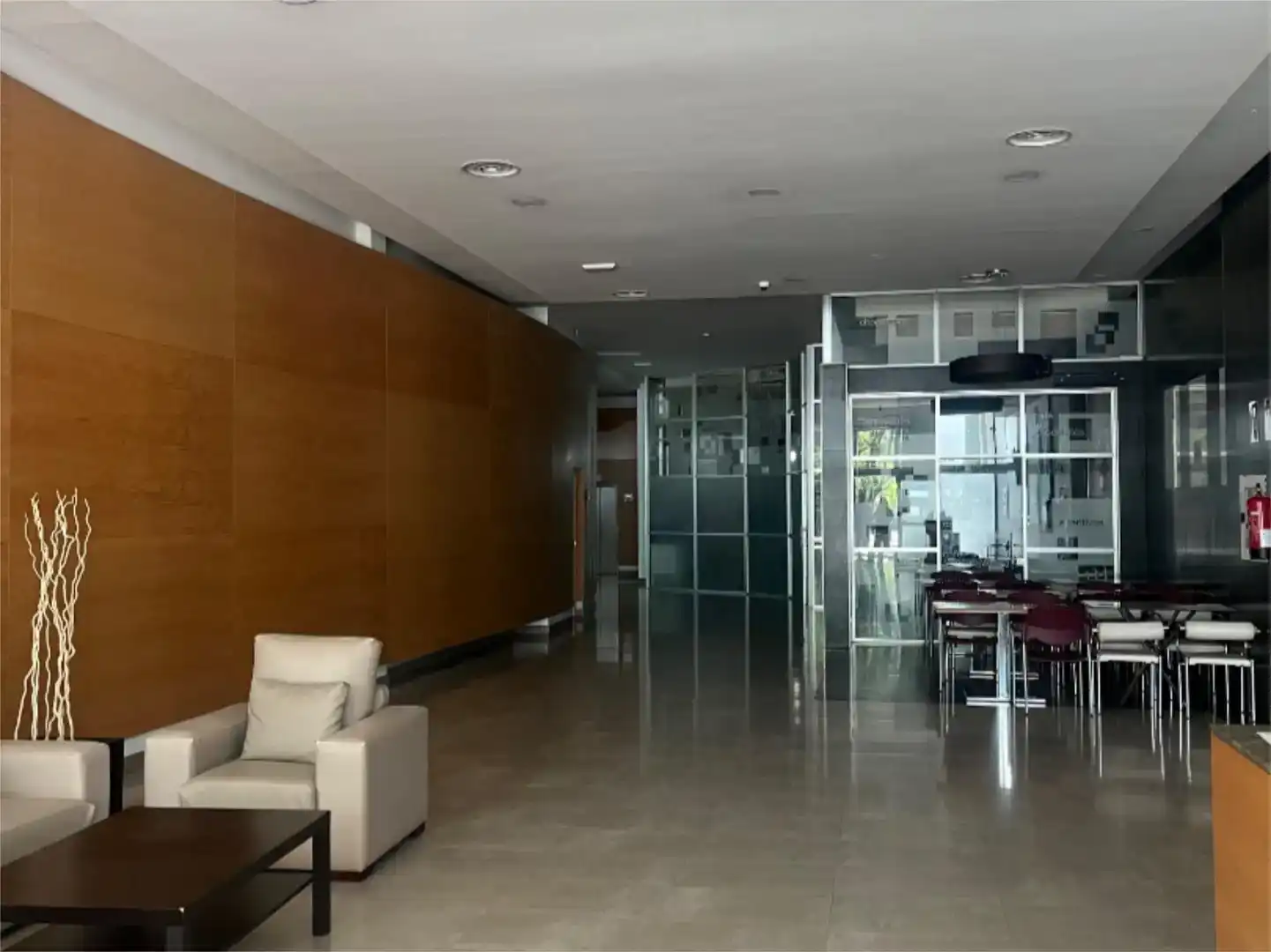 Local de alquiler en Sevilla con Aire acondicionado