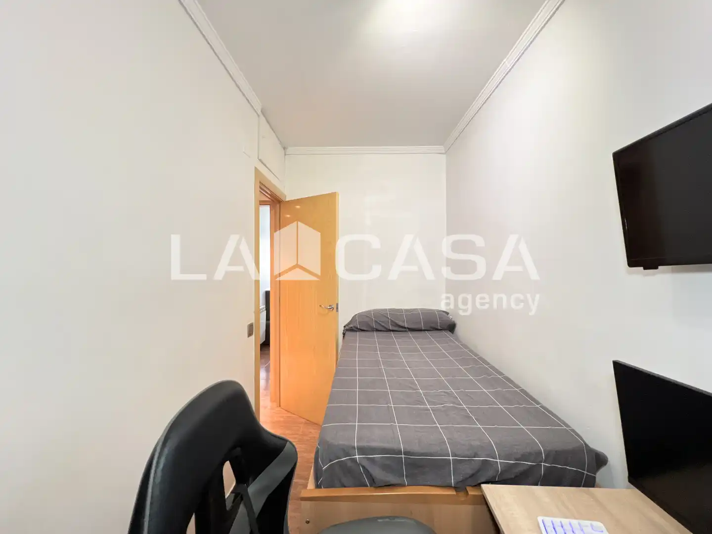 Flat for sale in Badalona  with Heating and Balcony
