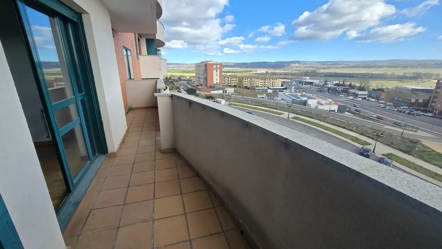 Balcony of Flat for sale in Ávila  with Heating, Parquet flooring and Terrace