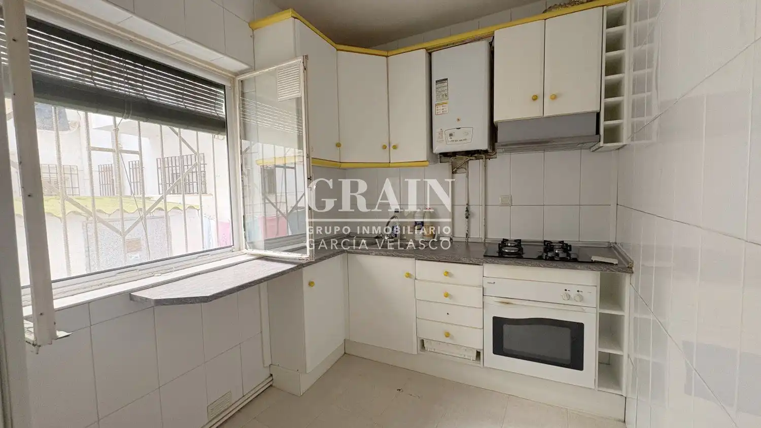 Kitchen of Flat for sale in Albacete  with Heating