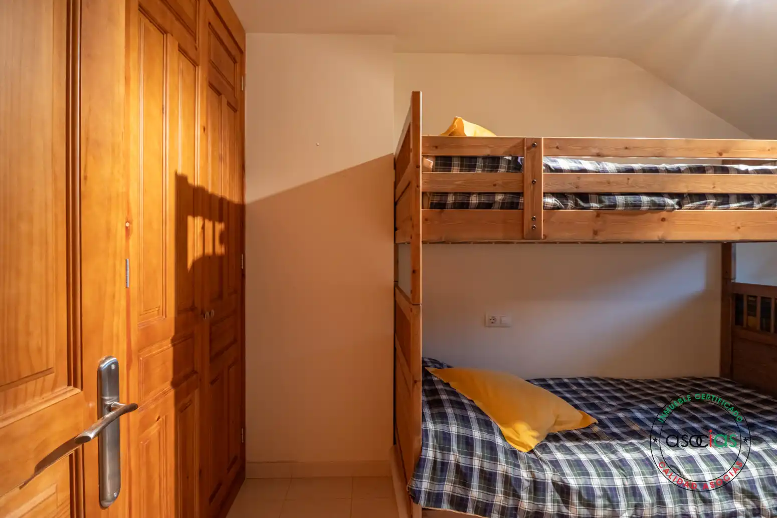 Habitación de Piso en venta en Puebla de Lillo con Calefacción y Trastero