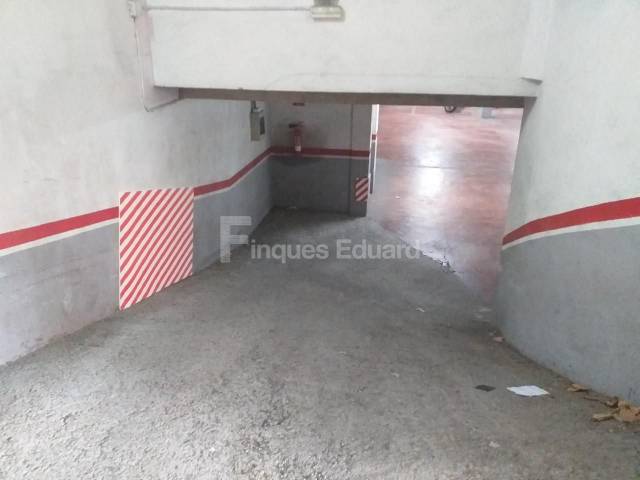 Garaje en Alquiler en Nucli Urbà