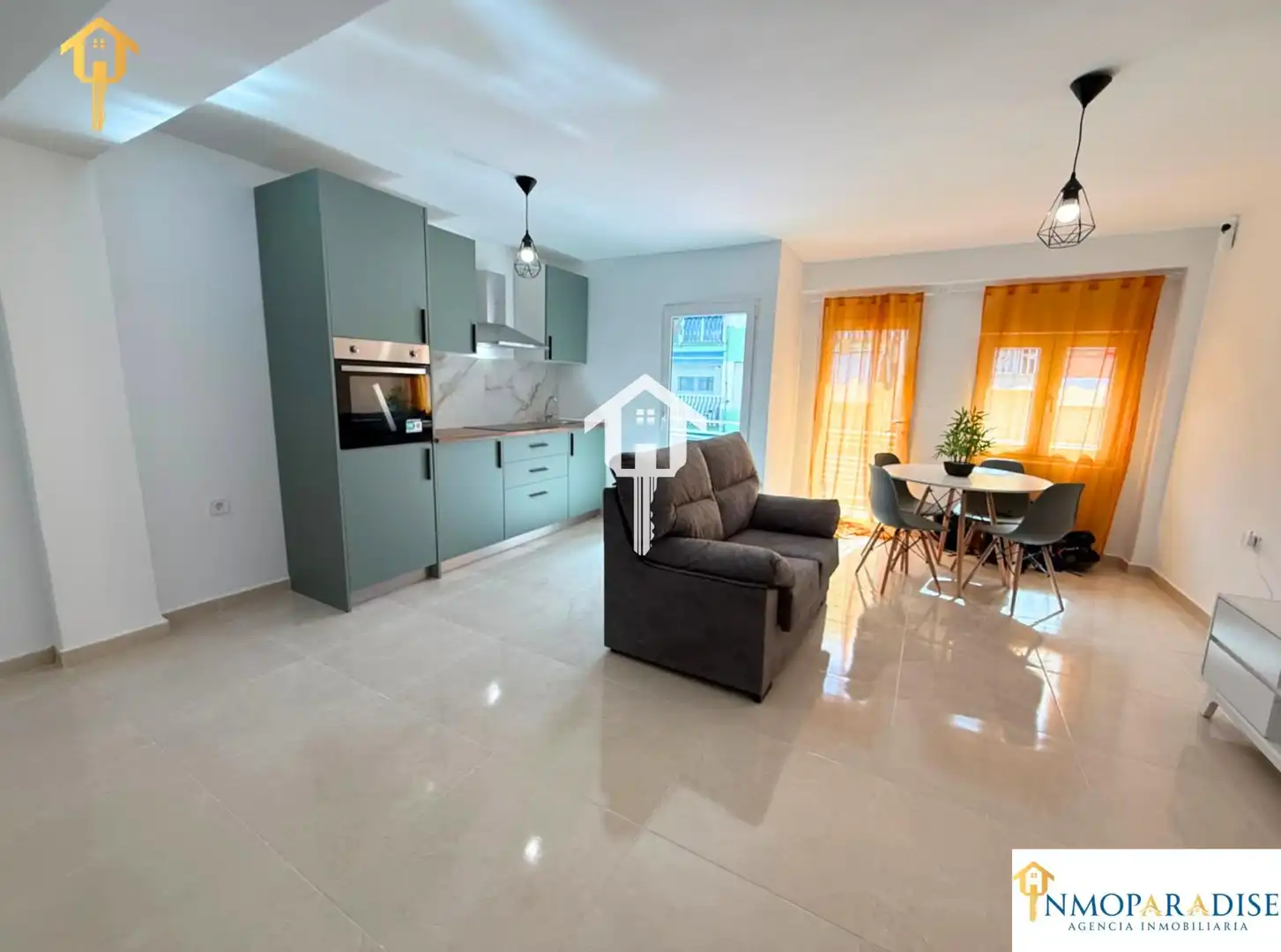 Flat with terrace for sale in Calle Calle Presbítero Baltasar Carrasco