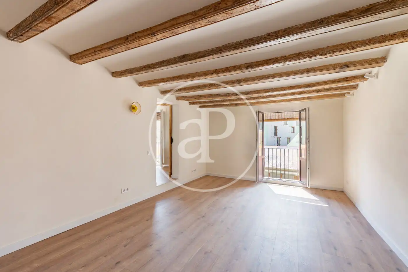 Sala de estar de Piso en venta en Barcelona con Calefacción y Balcón