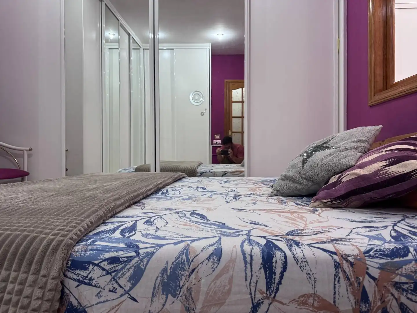 Habitación de Casa adosada en venta en Telde con Terraza, Trastero y Balcón