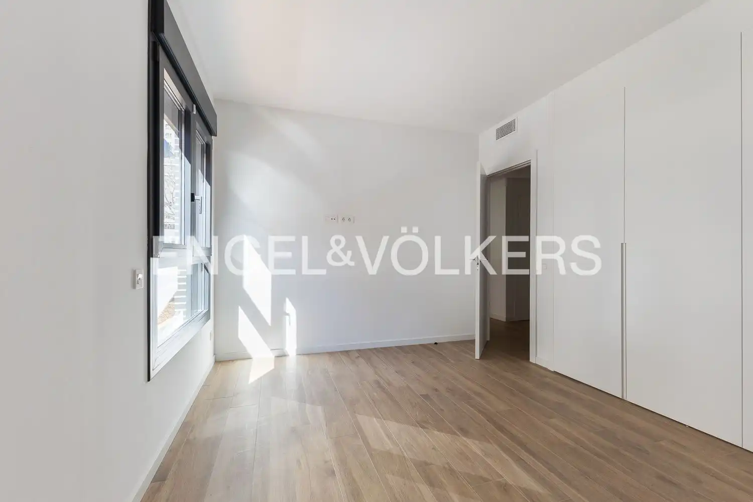 Bedroom of Apartments for sale in Valencia  with Air Conditioner, Heating and Private garden