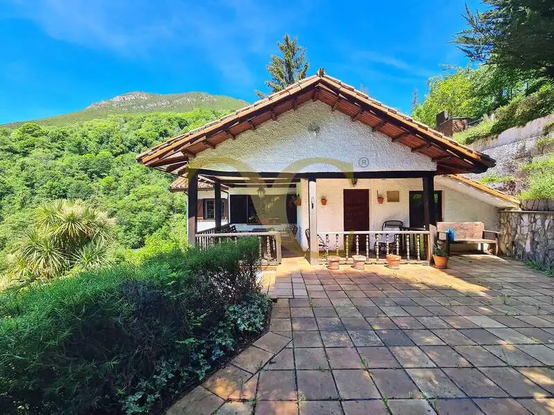 Terraza de Casa o chalet en venta en Caso con Calefacción, Jardín privado y Terraza