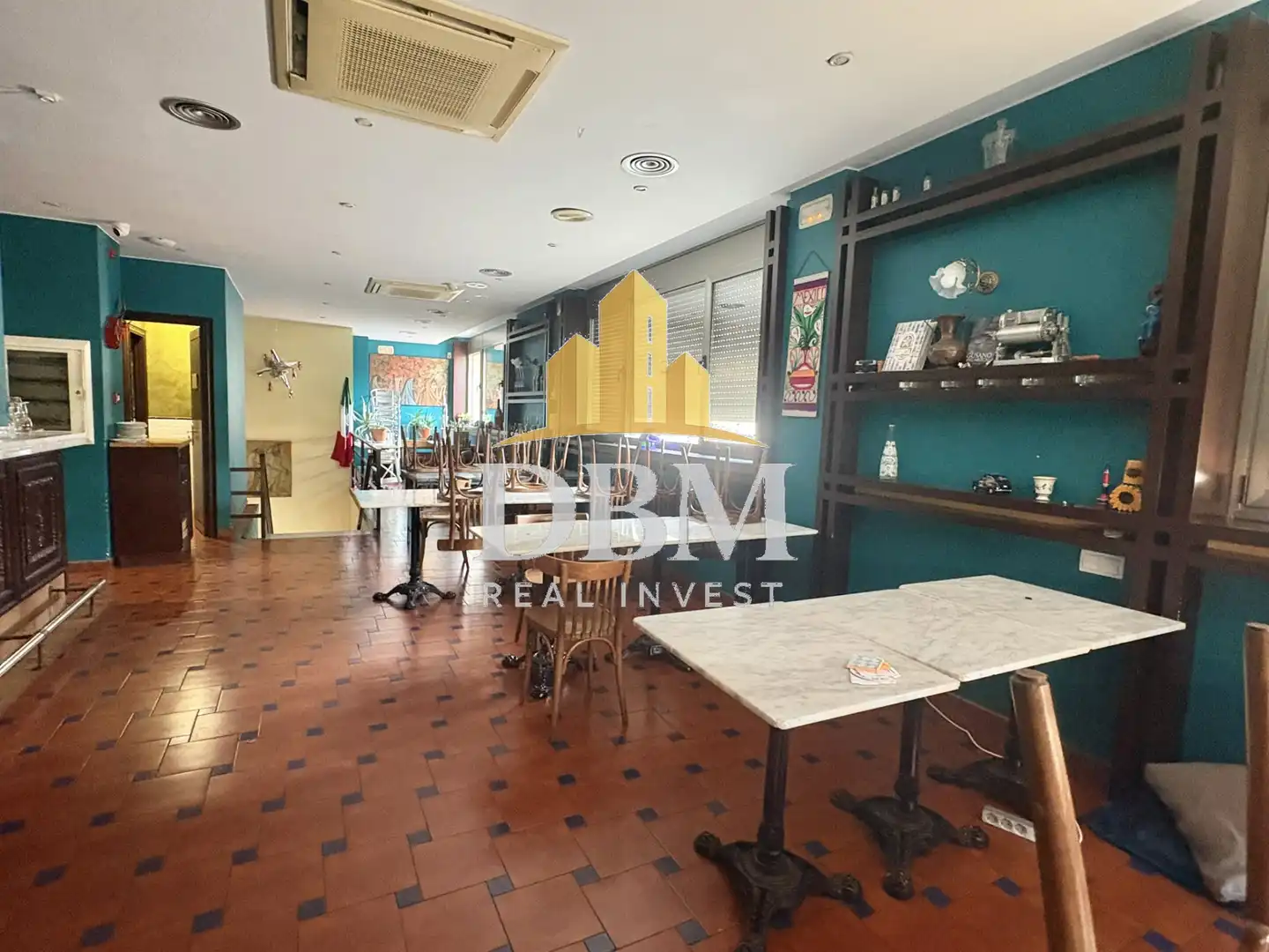 Locale commerciale in cessione a Centre