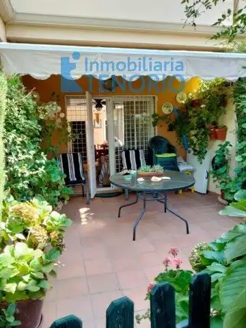 Terraza de Casa adosada en venta en Islantilla con Piscina comunitaria