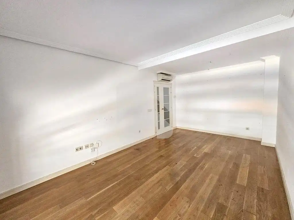 Piso de alquiler en Madrid con Aire acondicionado, Calefacción y Trastero