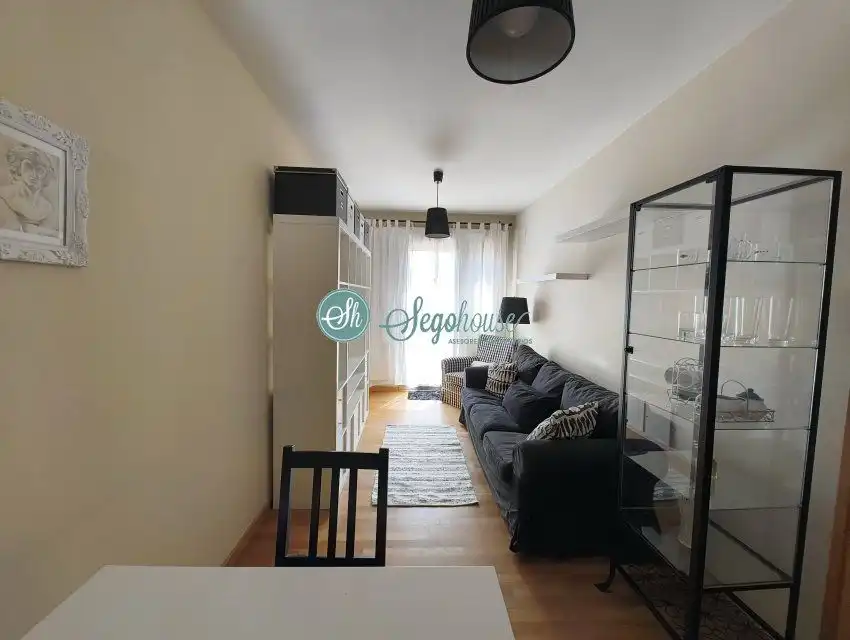 Sala de estar de Piso en venta en Torrecaballeros con Calefacción y Internet