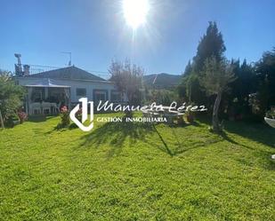 Vista exterior de Casa o xalet en venda en Sierra de Fuentes amb Aire condicionat, Calefacció i Terrassa