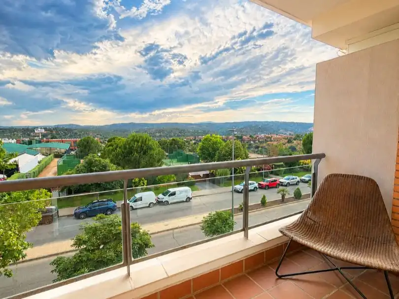 Terrasse von Wohnung zum Verkauf in Las Rozas de Madrid mit Klimaanlage, Terrasse und Schwimmbad