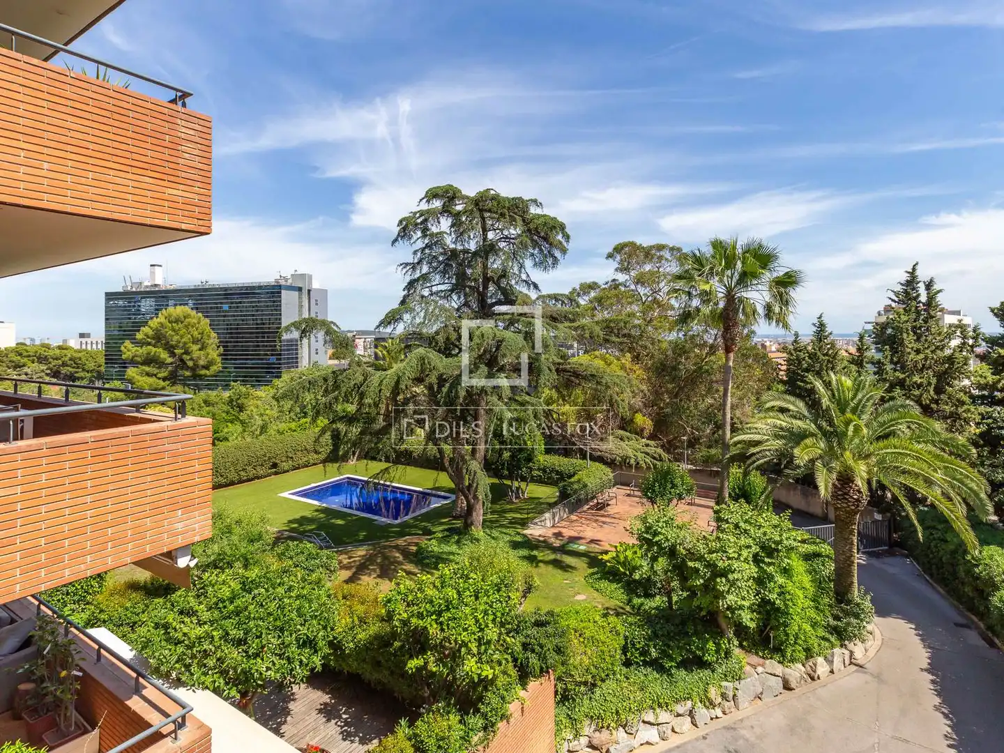 Garden of Flat for sale in Esplugues de Llobregat  with Air Conditioner, Heating and Private garden