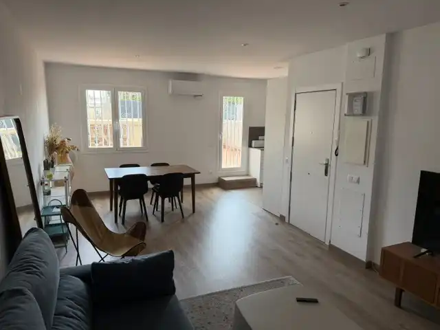 Sala de estar de Piso de alquiler en Barcelona con Aire acondicionado, Parquet y Terraza
