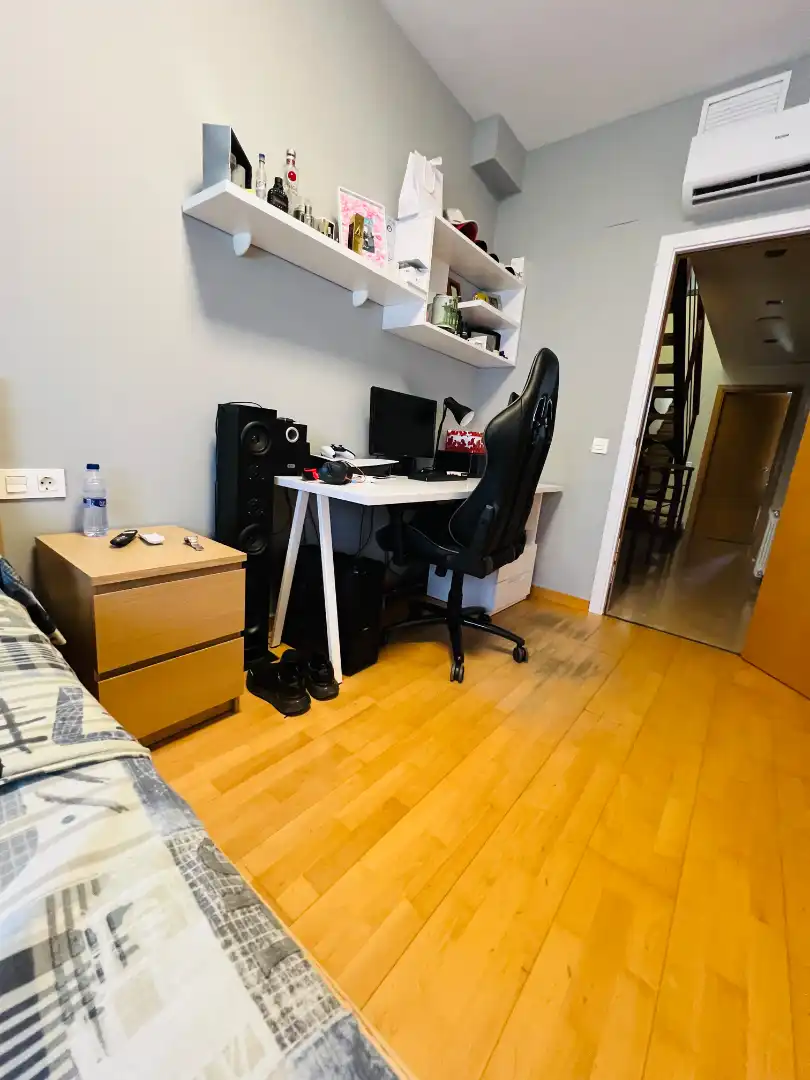 Vista exterior de Casa adosada en venta en Reus con Aire acondicionado, Calefacción y Jardín privado