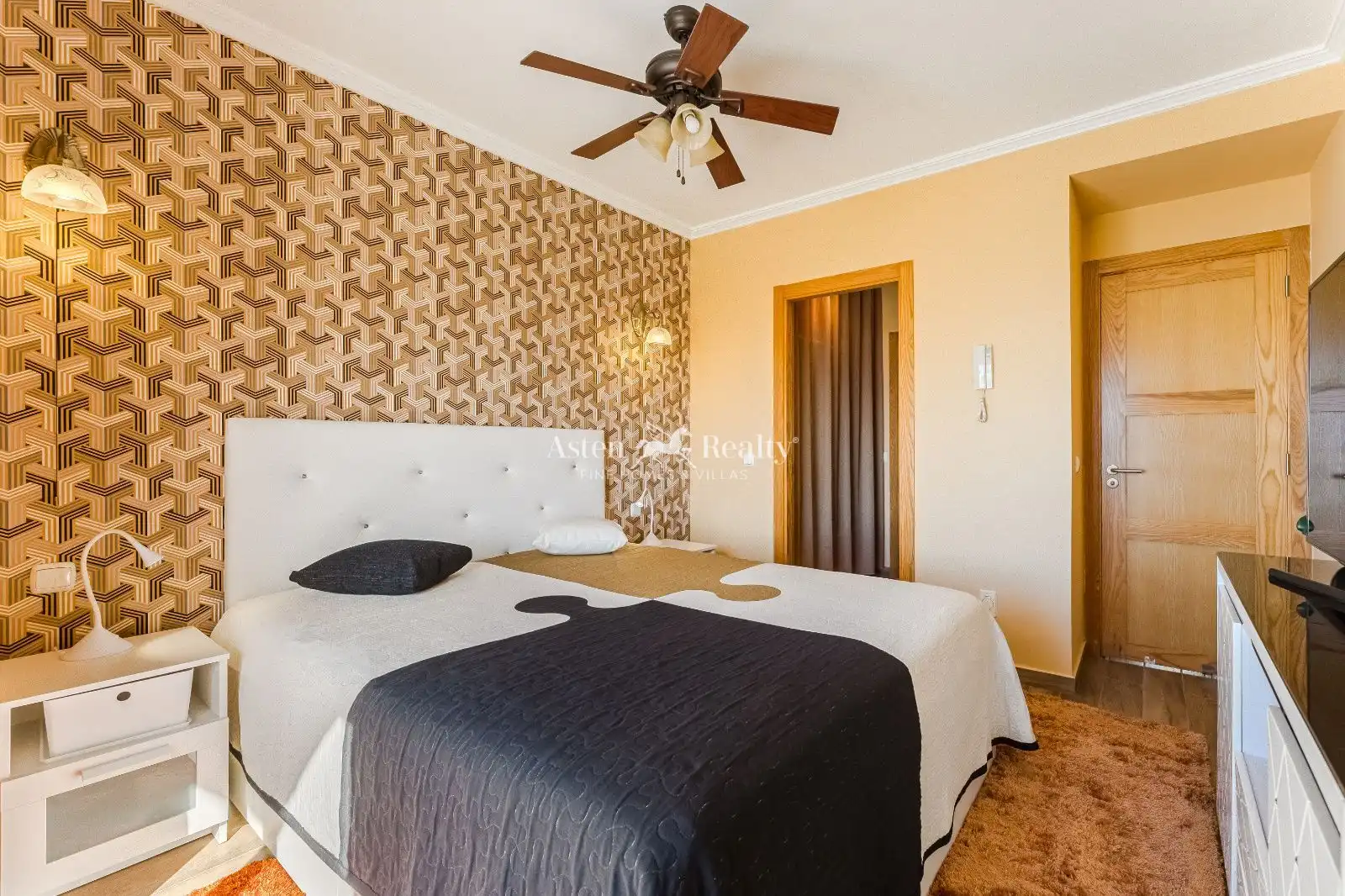Schlafzimmer von Einfamilien-Reihenhaus zum Verkauf in Santiago del Teide mit Privatgarten, Terrasse und Abstellraum