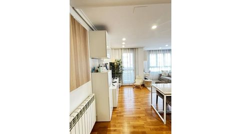 Photo 3 of Flat for sale in Calle Austria, Portillejo - Valdegastea, Logroño