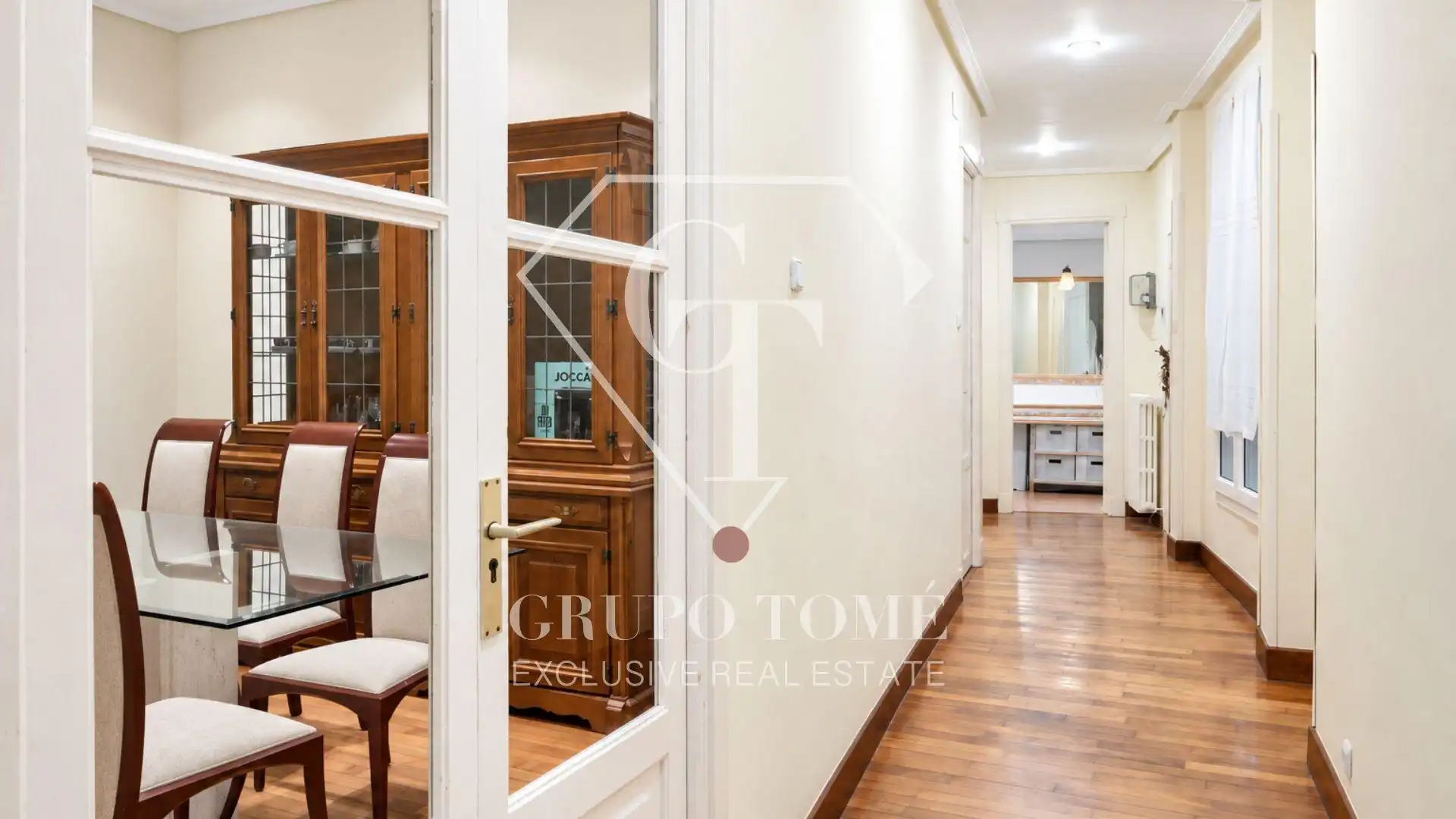 Piso en venta en Donostia - San Sebastián  con Calefacción, Amueblado y Balcón