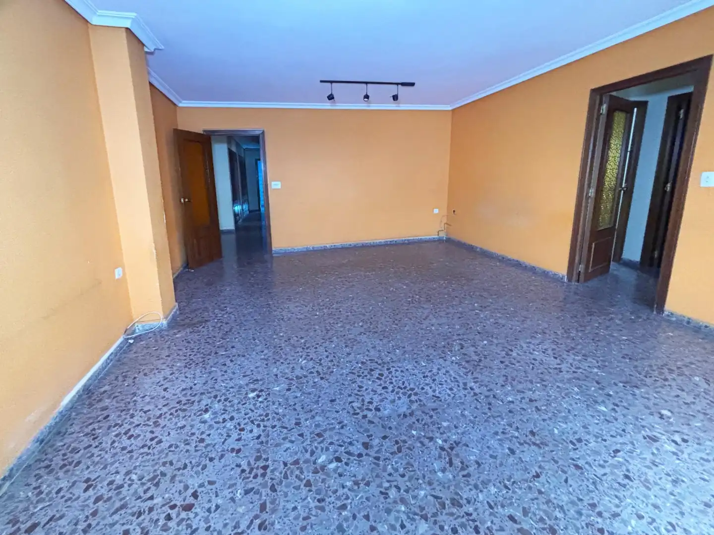 Wohnung zum Verkauf in Valencia mit Terrasse und Balkon