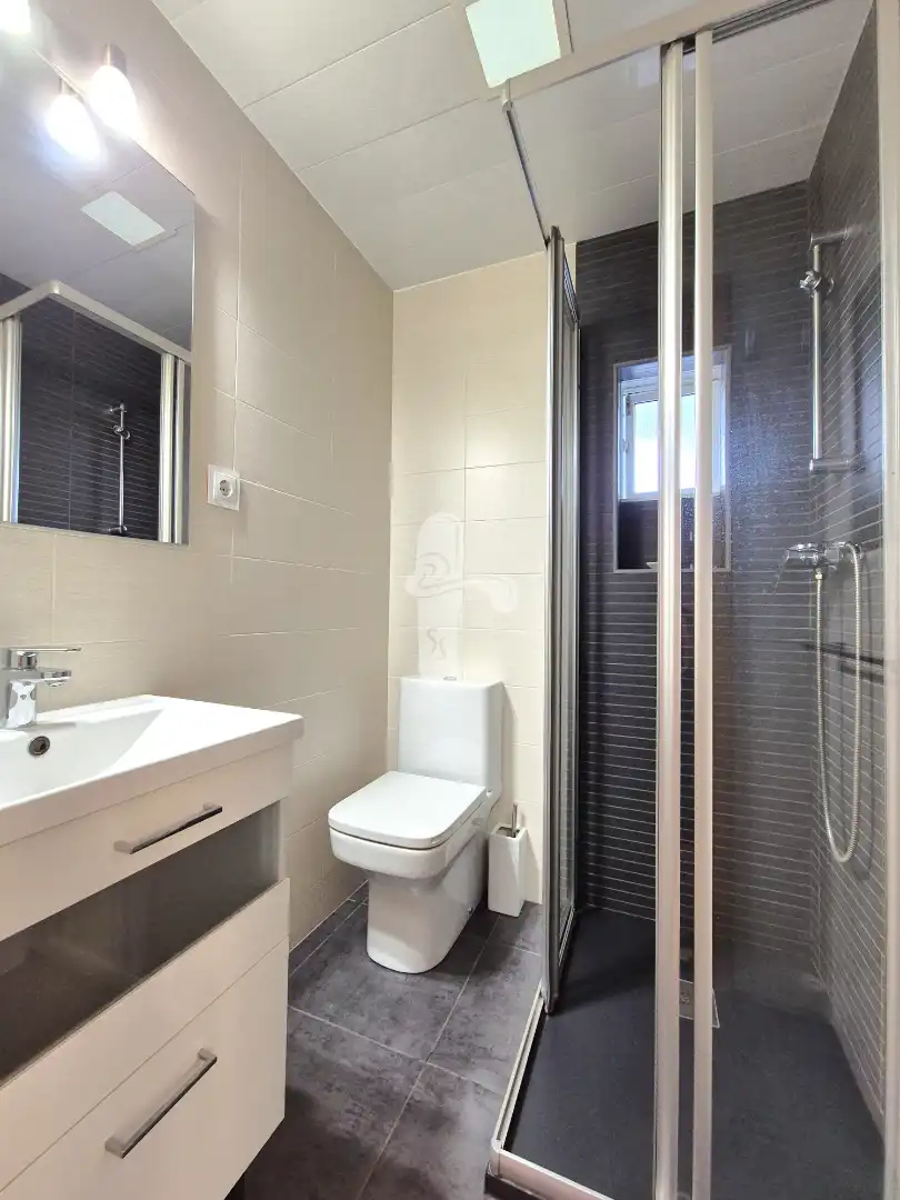 Baño de Piso en venta en Barcelona con Aire acondicionado, Calefacción y Balcón