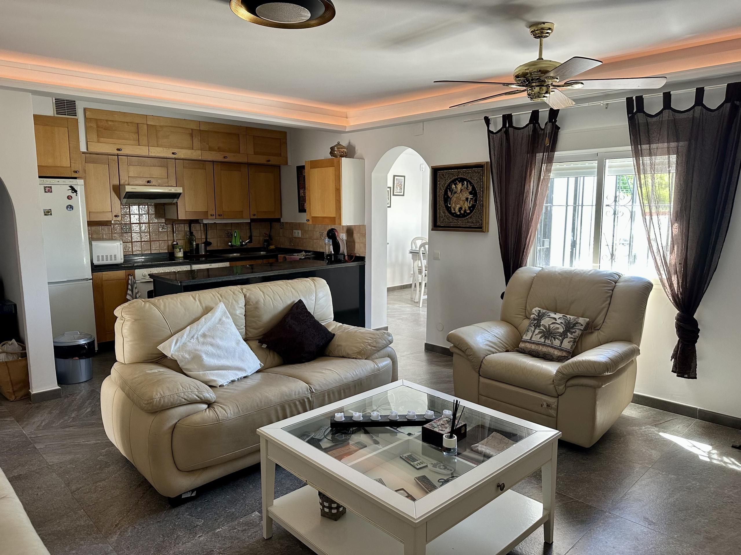 Living room of Single-family semi-detached for sale in Manilva  with Heating, Terrace and Balcony