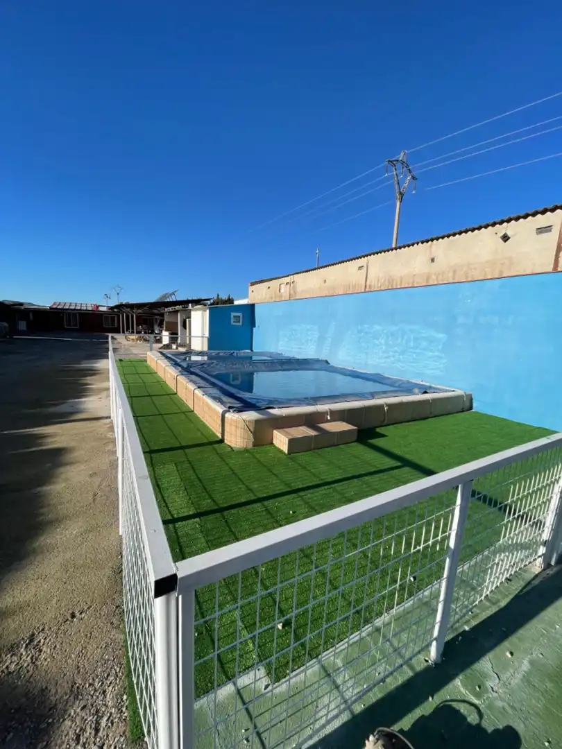 Swimming pool of Houses for sale in Pedralba  with Air Conditioner, Swimming Pool and Alarm