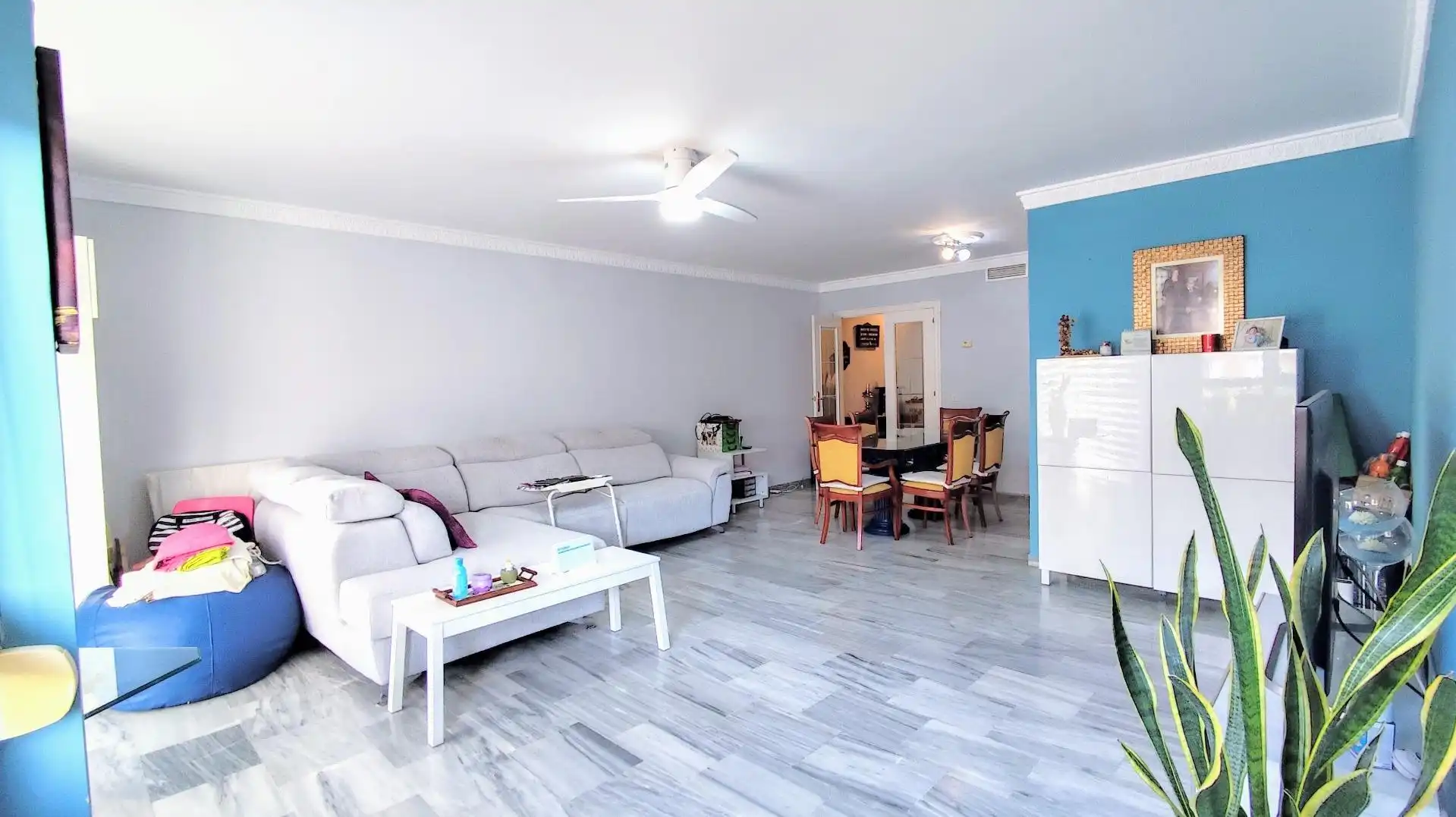 Sala de estar de Piso en venta en Torremolinos con Aire acondicionado, Jardín privado y Terraza