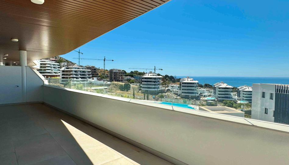 Photo 1 of Flat for sale in Avenida 8 de Marzo, 32, El Higuerón, Málaga