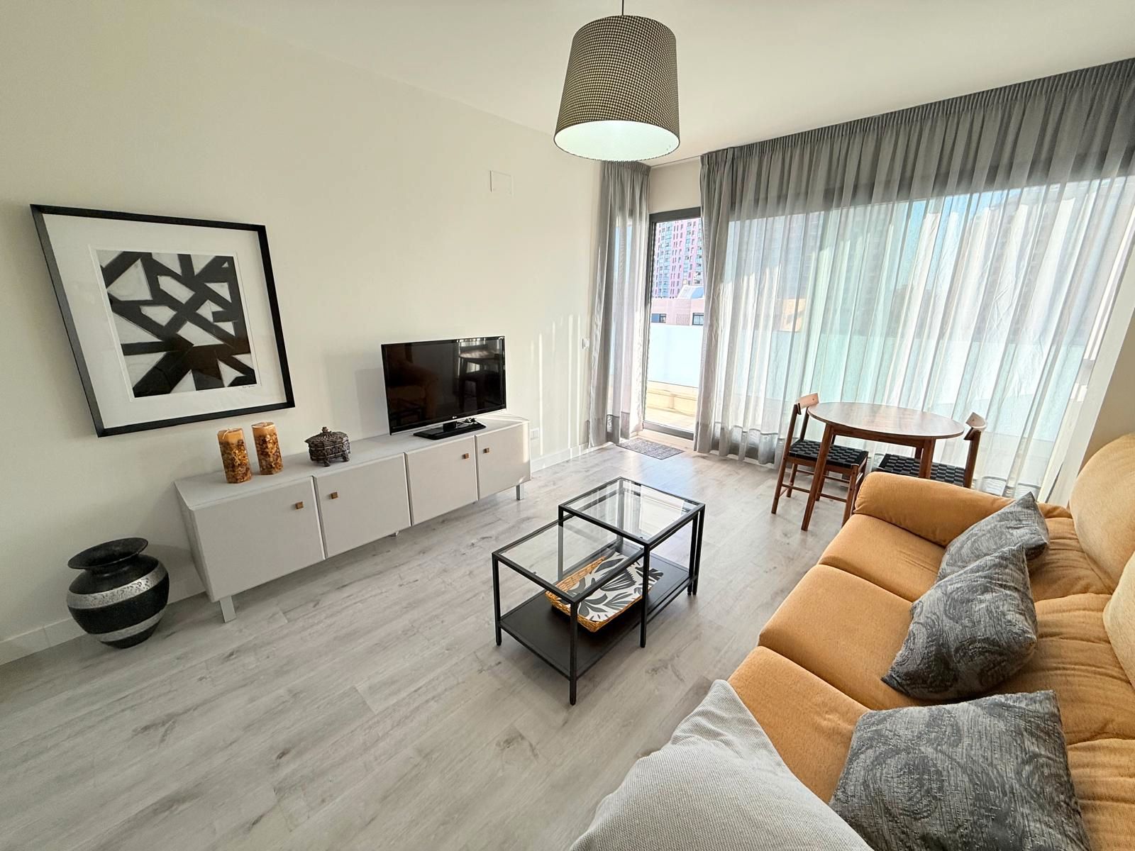 Living room of Flat for rent in Málaga Capital  with Air Conditioner, Furnished and Oven