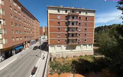 Vista exterior de Pis en venda en Aranda de Duero amb Calefacció i Terrassa