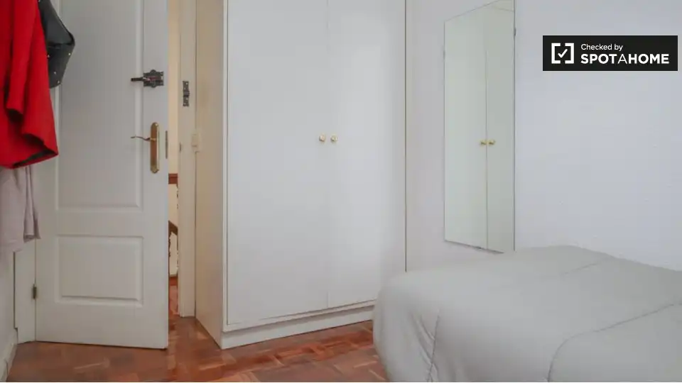Room in Madrid, Madrid