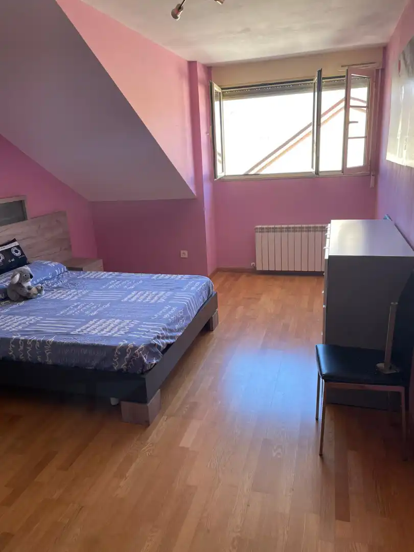 Bedroom of Flat for sale in Tudela de Duero  with Heating, Parquet flooring and Furnished