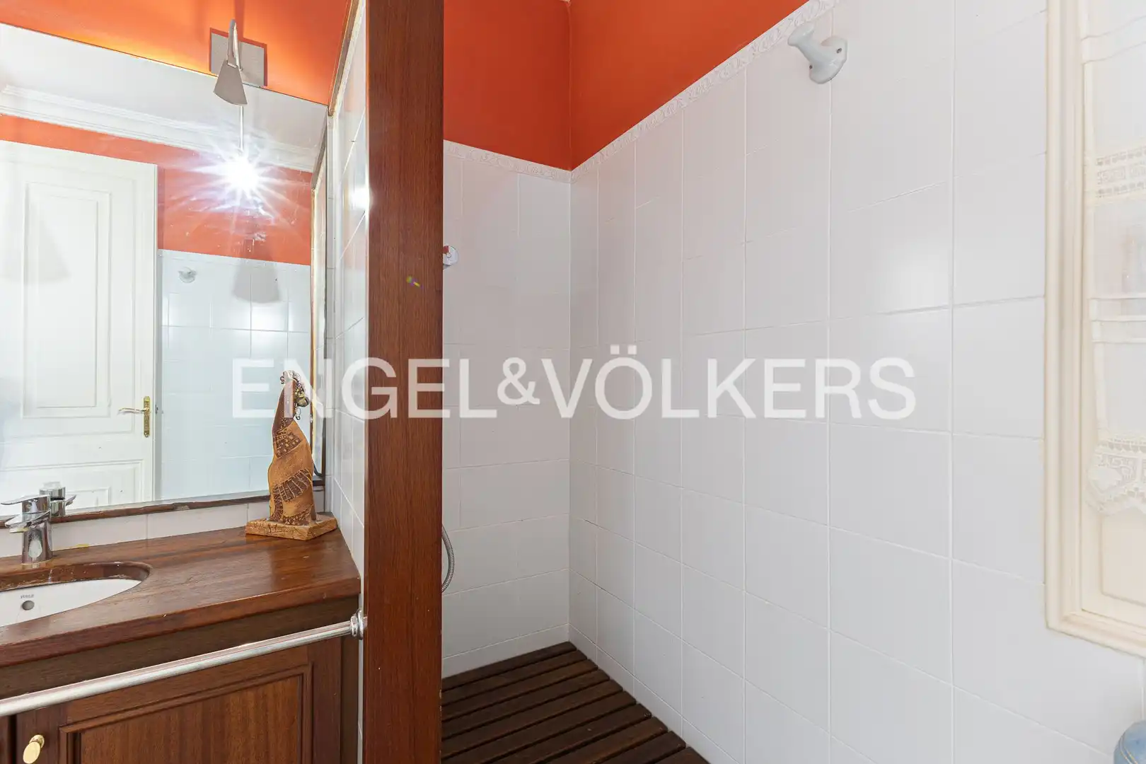 Baño de Piso en venta en Eixample