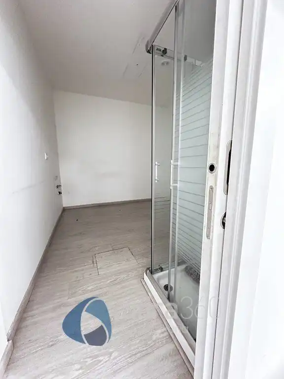 Business premises for sale in Portugal, imagen 9