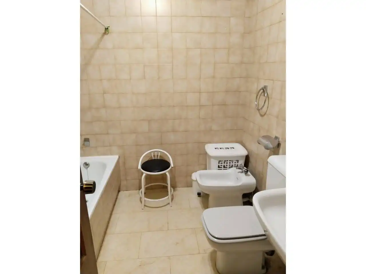 Bathroom of Flat for rent in Burgos  with Heating, Parquet flooring and Terrace