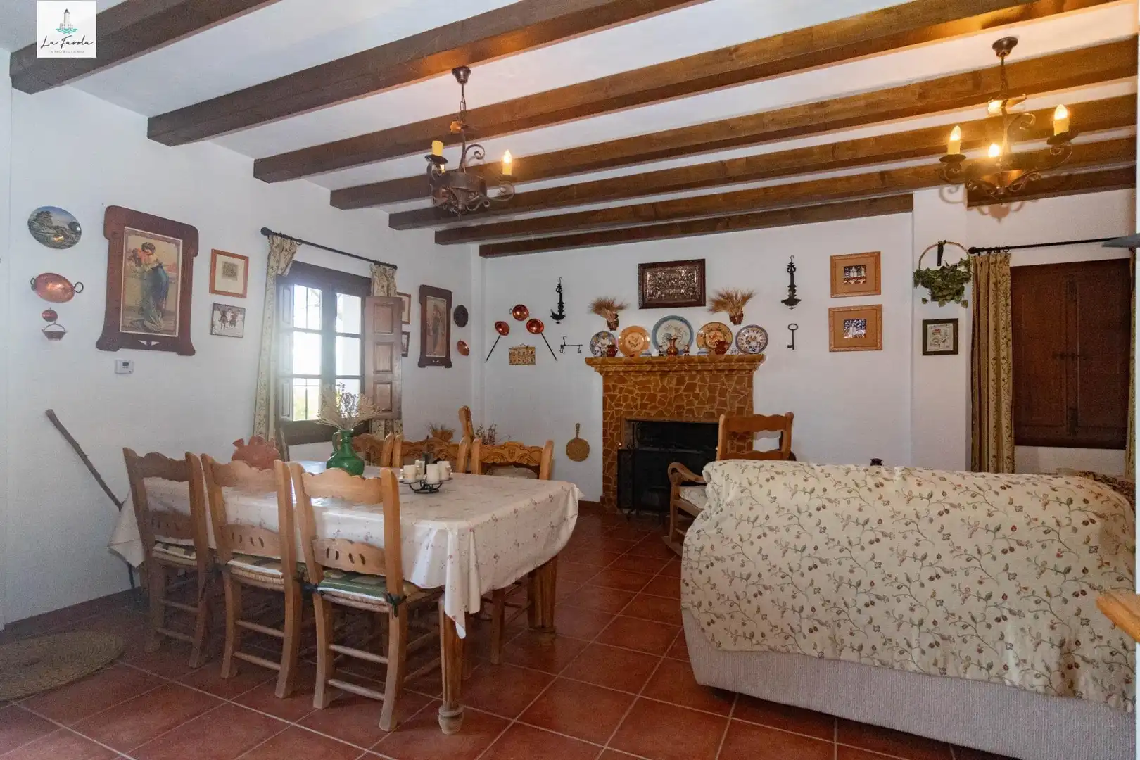 Menjador de Casa adosada en venda en Archidona amb Jardí privat i Moblat