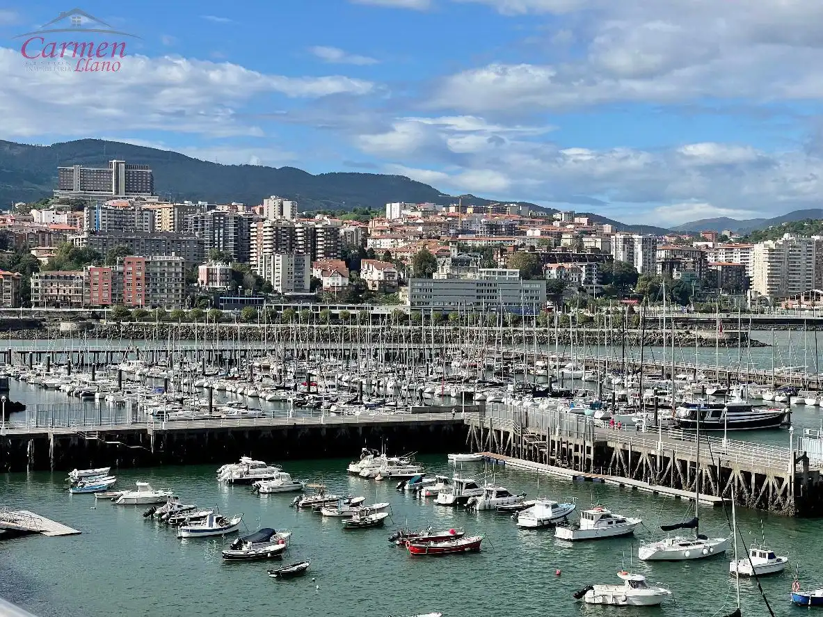 Vista exterior de Dúplex en venta en Getxo  con Calefacción, Terraza y Trastero