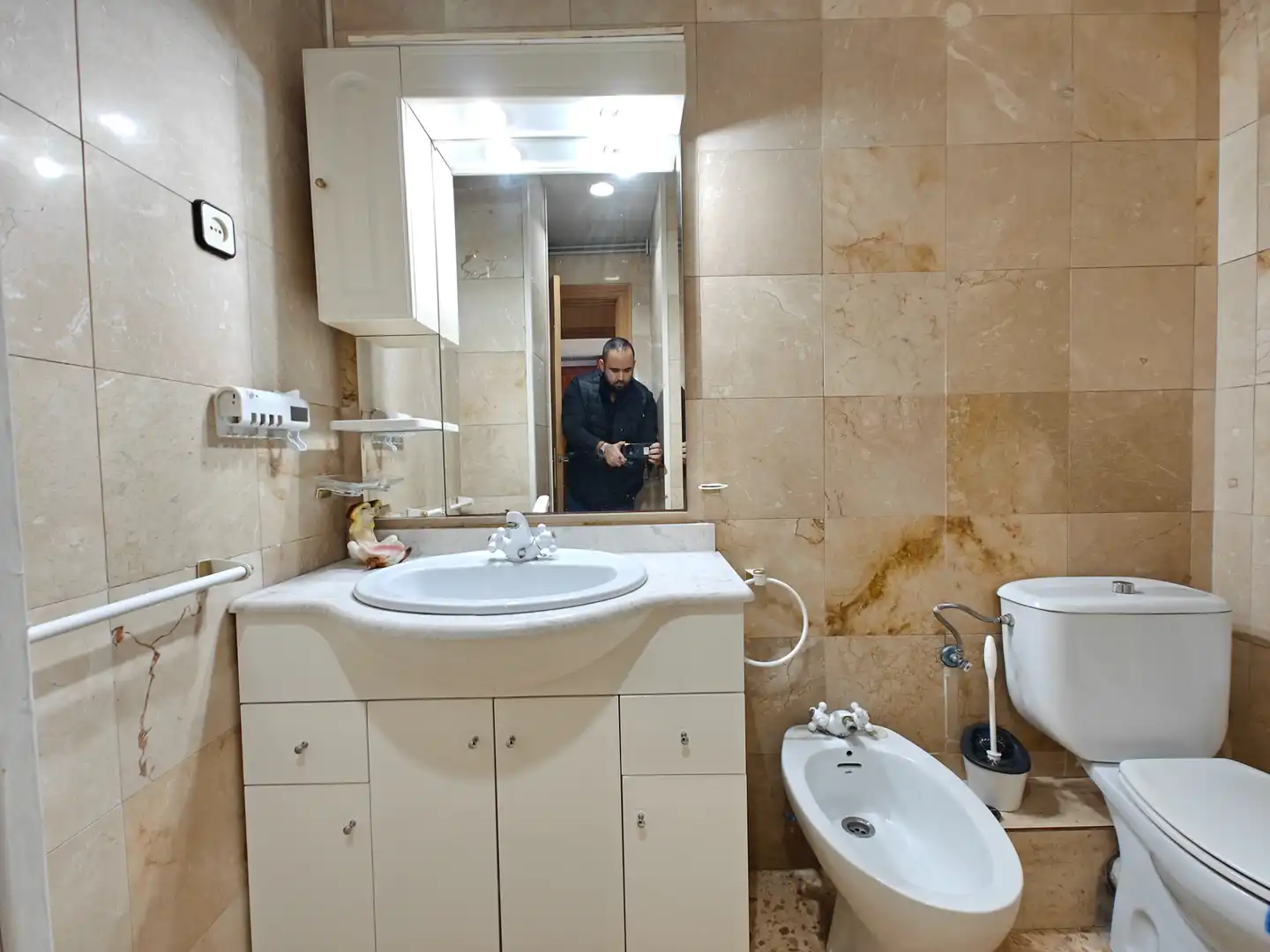 Baño de Piso en venta en Sant Boi de Llobregat con Calefacción, Amueblado y Horno