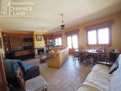 Living room of House or chalet for sale in Argamasilla de Alba  with Heating, Private garden and Terrace