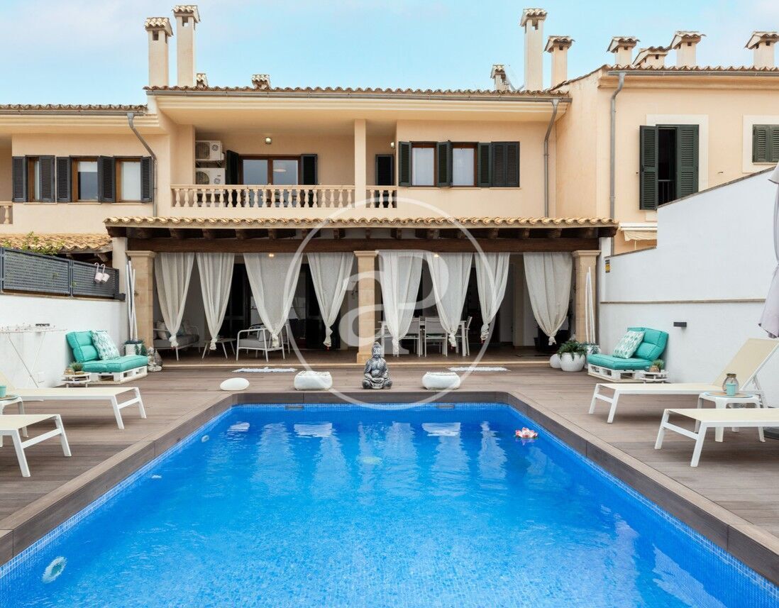 Swimming pool of House or chalet for sale in Marratxí  with Air Conditioner, Heating and Private garden