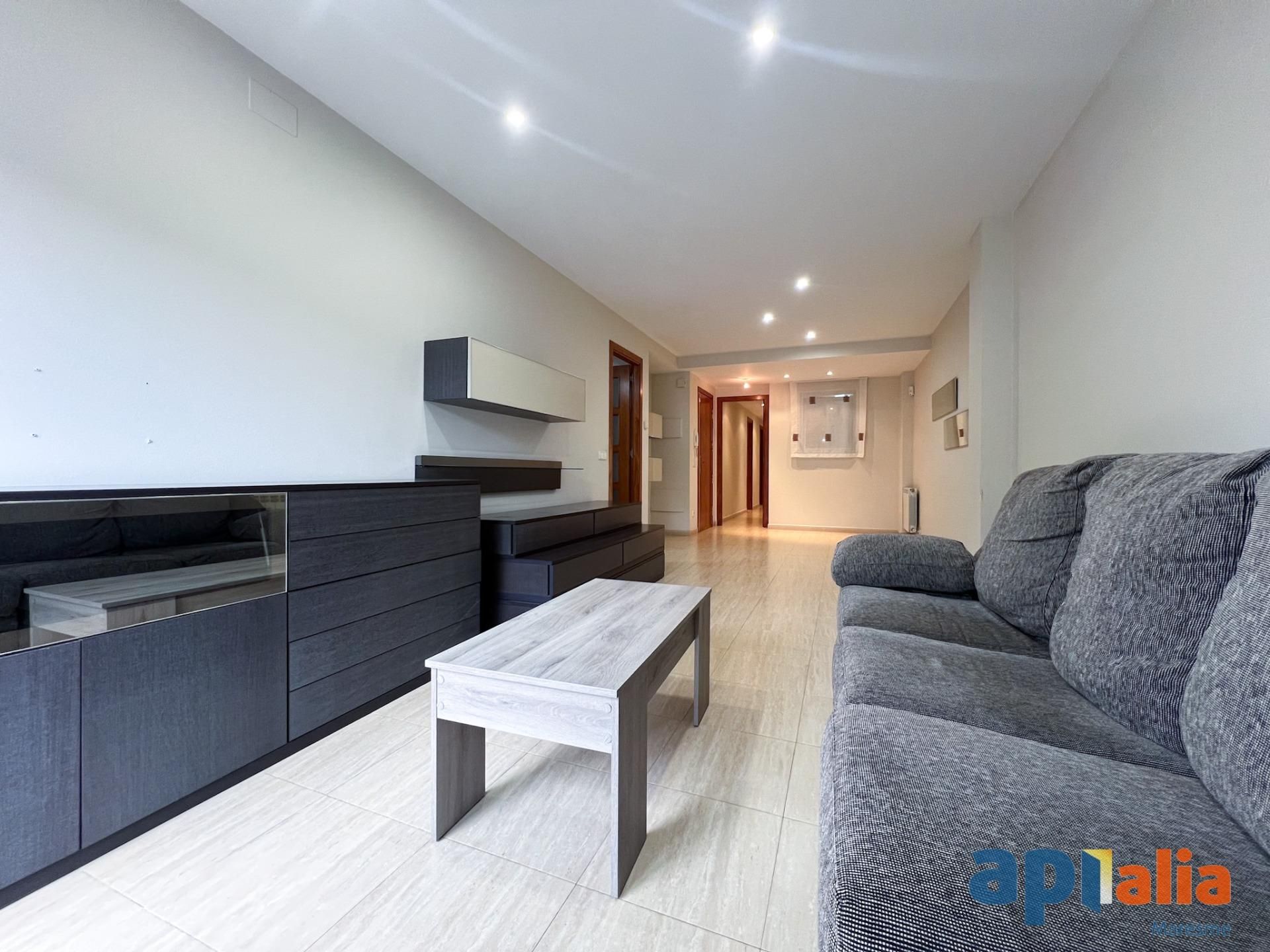 Living room of Flat for sale in Mataró  with Heating and Balcony